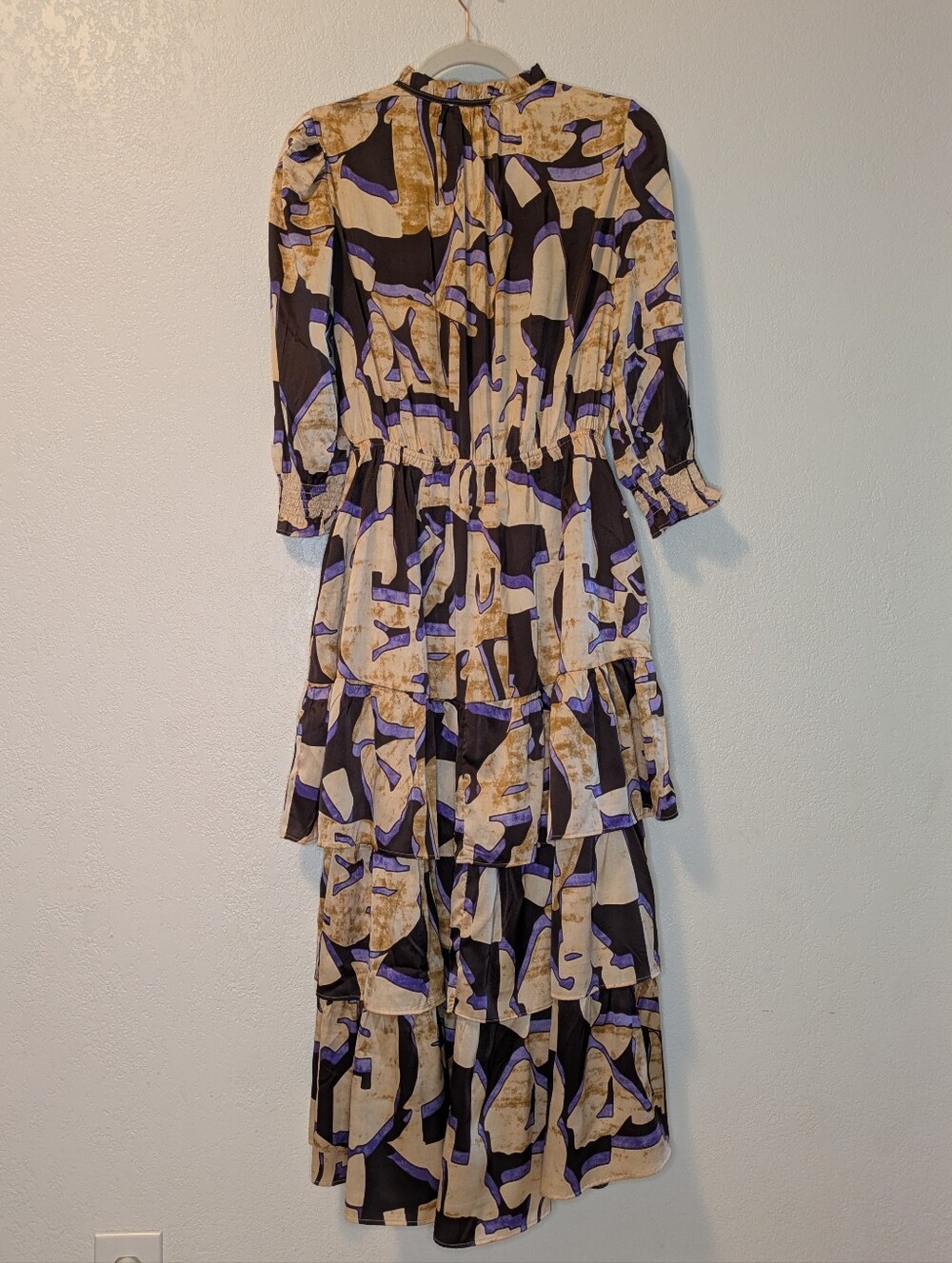 Melloday Abstract Print Tiered Midi Dress in Beige and Purple - Picture 7 of 13